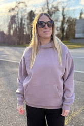 Unisex Hoodie, Farbe Dusty Lavender, moderne, oversized Passform, kuschlig weich, Baumwolle
