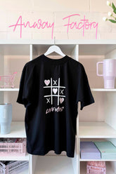 T-Shirt Oversized Unisex black schwarz Love wins Backprint