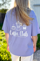 Relaxed Fit T-Shirt, Farbe Violet, Backprint Coffee Club, Unisex, Bio-Baumwolle