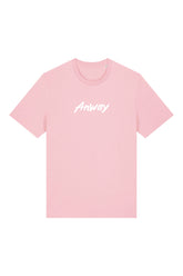 T-Shirt aus 100 % Bio-Baumwolle mit normaler Passform, erhältlich in verschiedenen Farben wie Blue Soul, Cotton Pink, Lavender, Aloe, Weiss und Schwarz. Individuell bedruckbar mit Wunschmotiv. Weiches, angenehm leichtes Material für hohen Tragekomfort. Ideal für einen zeitgemässen, entspannten Look. Mit weissem Anway-Logo in Pinsel-Schrift auf der Brust.