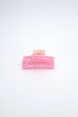 Stilvolle Haarklammer in modernem Soft Pink mit marmorierter Struktur aus robustem und leichtem Material – modisches Haaraccessoire mit sicherem Halt und angenehmem Tragegefühl, ideal für den Alltag und besondere Anlässe.