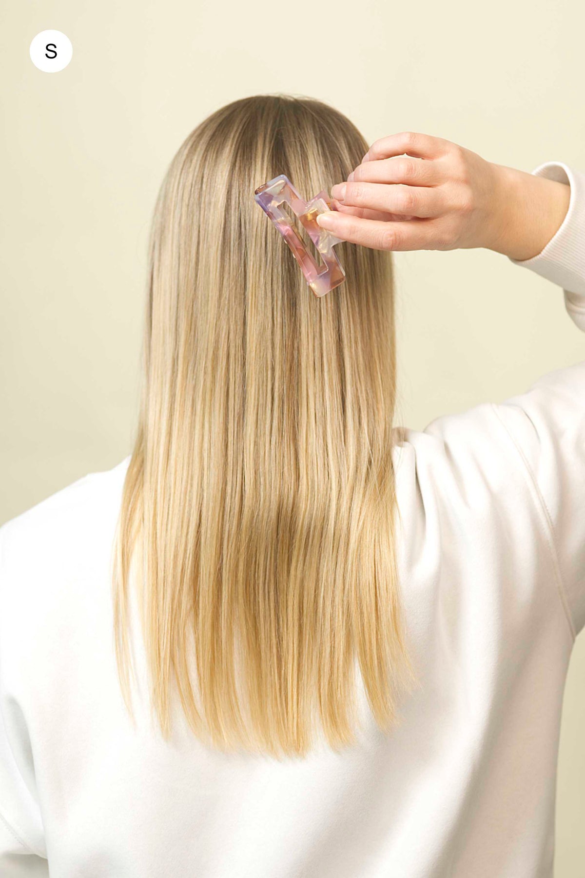 Stilvolle Haarklammer in marmoriertem Rosa, Beige, Flieder, perlendem Weiss aus robustem und leichtem Material, Grösse S.