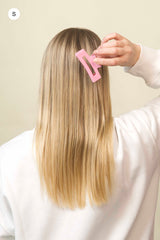 Stilvolle Haarklammer in rosa aus robustem und leichtem Material – modisches Haaraccessoire mit sicherem Halt und angenehmem Tragegefühl, ideal für den Alltag und besondere Anlässe.