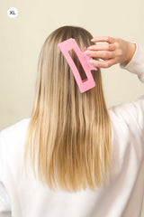 Stilvolle Haarklammer in rosa aus robustem und leichtem Material – modisches Haaraccessoire mit sicherem Halt und angenehmem Tragegefühl, ideal für den Alltag und besondere Anlässe.