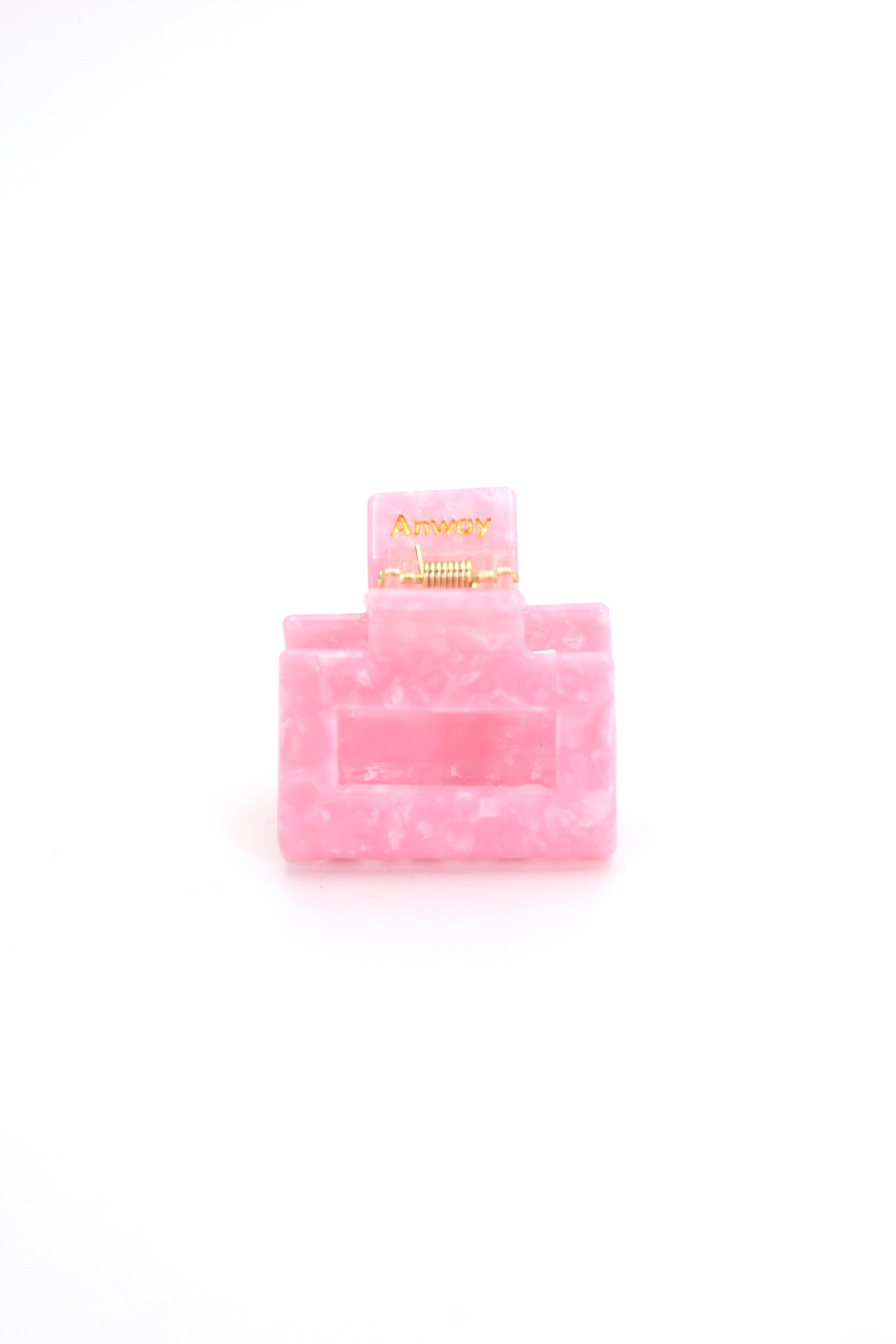 Kompakte Square Haarklammer in modernem Soft Pink mit marmorierter Struktur und elegantem Design – stilvolles, langlebiges und praktisches Haaraccessoire für unterwegs, das idealen Halt und maximalen Komfort bietet.
