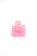 Kompakte Square Haarklammer in modernem Soft Pink mit marmorierter Struktur und elegantem Design – stilvolles, langlebiges und praktisches Haaraccessoire für unterwegs, das idealen Halt und maximalen Komfort bietet.