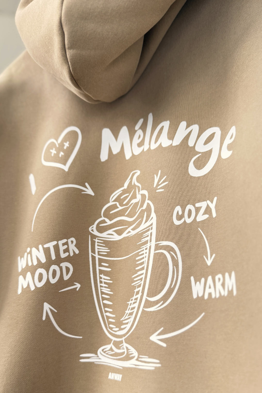 Unisex Hoodie, Farbe Dark Beige, moderne, oversized Passform, kuschlig weich, Baumwolle, Backprint