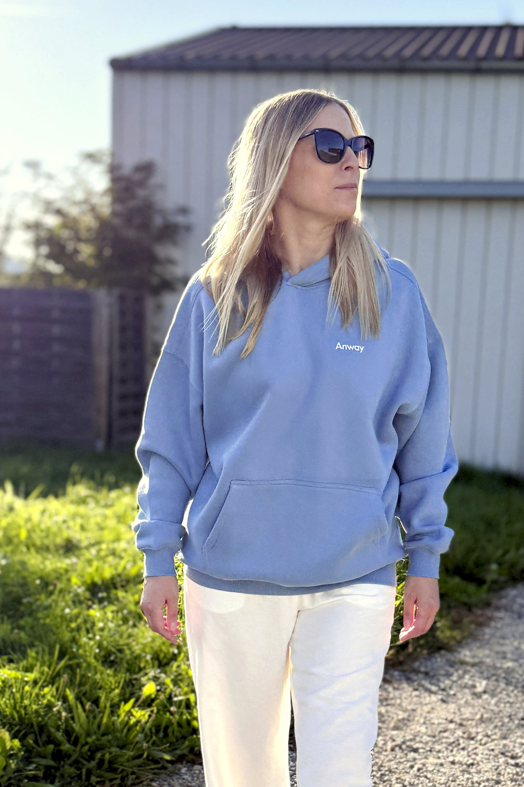 Unisex Hoodie, Farbe Light Blue, moderne, oversized Passform, kuschlig weich, Baumwolle, Backprint