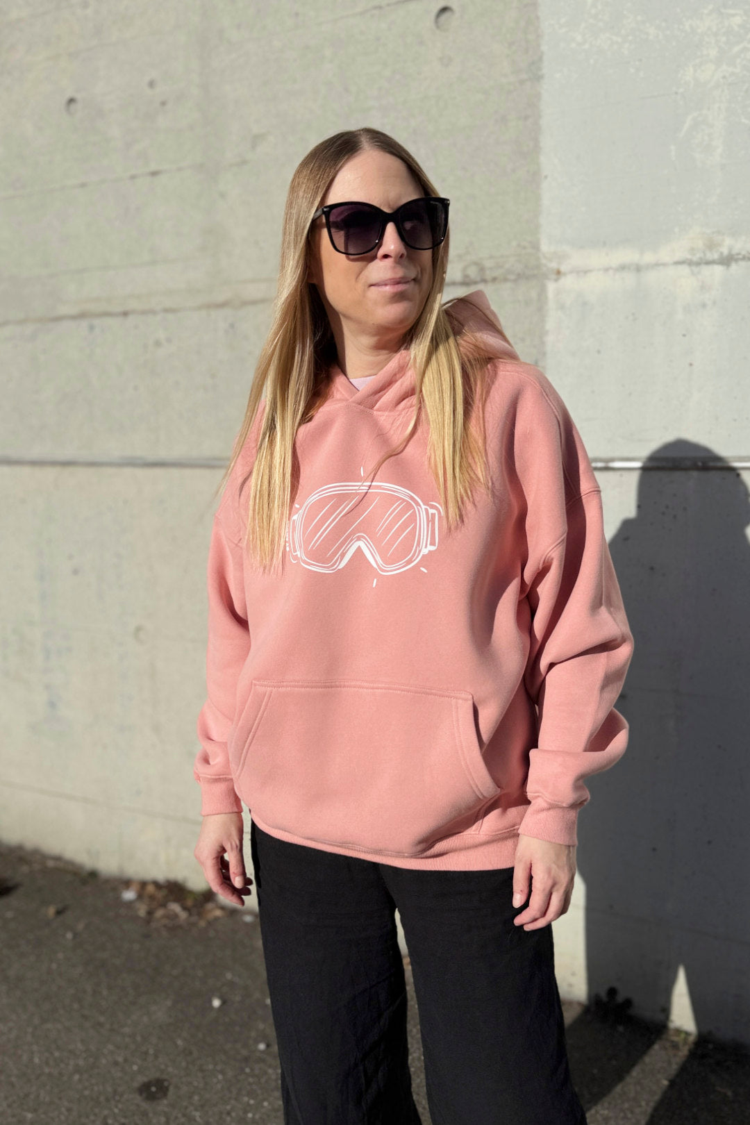 Unisex Hoodie, Farbe Soft Coral, moderne, oversized Passform, kuschlig weich, Baumwolle, Frontprint