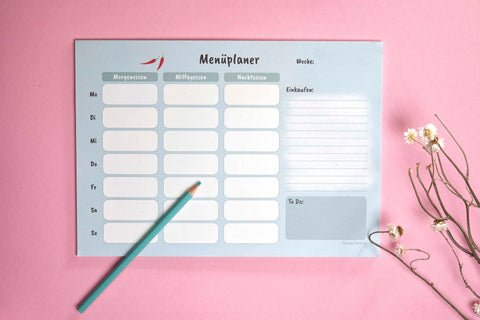 Praktischer A4-Menüplaner CHILLI im Querformat mit 25 Blatt. Übersichtlicher Essensplaner mit liebevoll gestaltetem Design und Platz für Mahlzeiten, Einkaufslisten und To-Dos – ideal zur Wochenplanung und Organisation im Alltag.