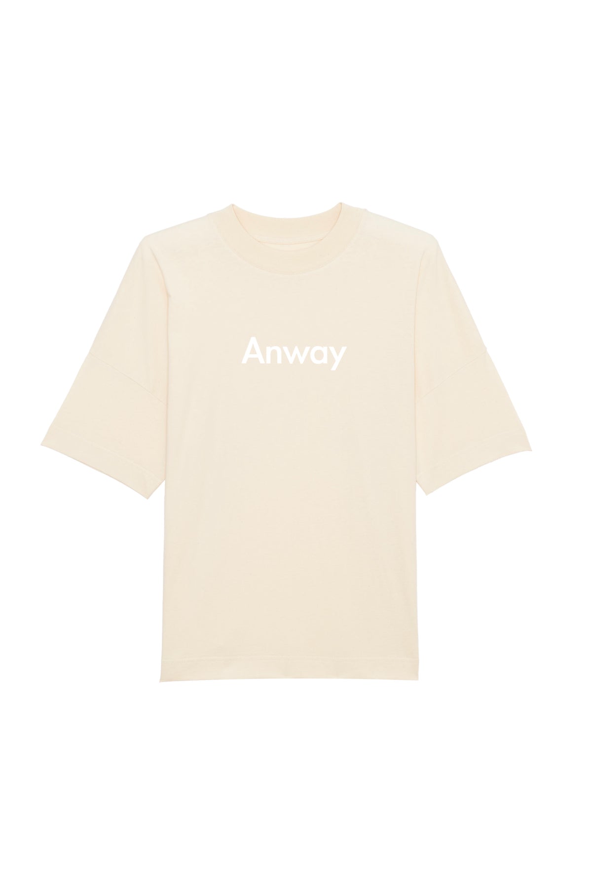 Oversized T-Shirt aus 100 % Bio-Baumwolle mit weitem, modernem Schnitt, erhältlich in Schwarz, Weiss und Natur. Individuell gestaltbar mit Wunschmotiv und frei wählbarer Platzierung. Weiche Qualität, überschnittene Ärmelansätze und lässiger Style für maximalen Tragekomfort. Mit Anway-Schriftzug in serifenloser, fetter Schrift auf der Vorderseite.