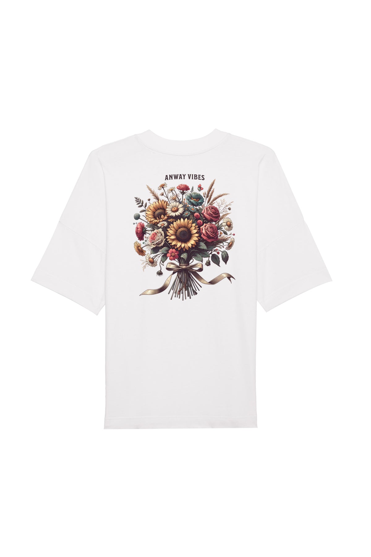 Oversized T-Shirt aus 100 % Bio-Baumwolle mit weitem, modernem Schnitt, erhältlich in Schwarz, Weiss und Natur. Individuell gestaltbar mit Wunschmotiv und frei wählbarer Platzierung. Weiche Qualität, überschnittene Ärmelansätze und lässiger Style für maximalen Tragekomfort. Mit grossem buntem Blumenstrauss auf dem Rücken und „ANWAY VIBES“-Schriftzug.