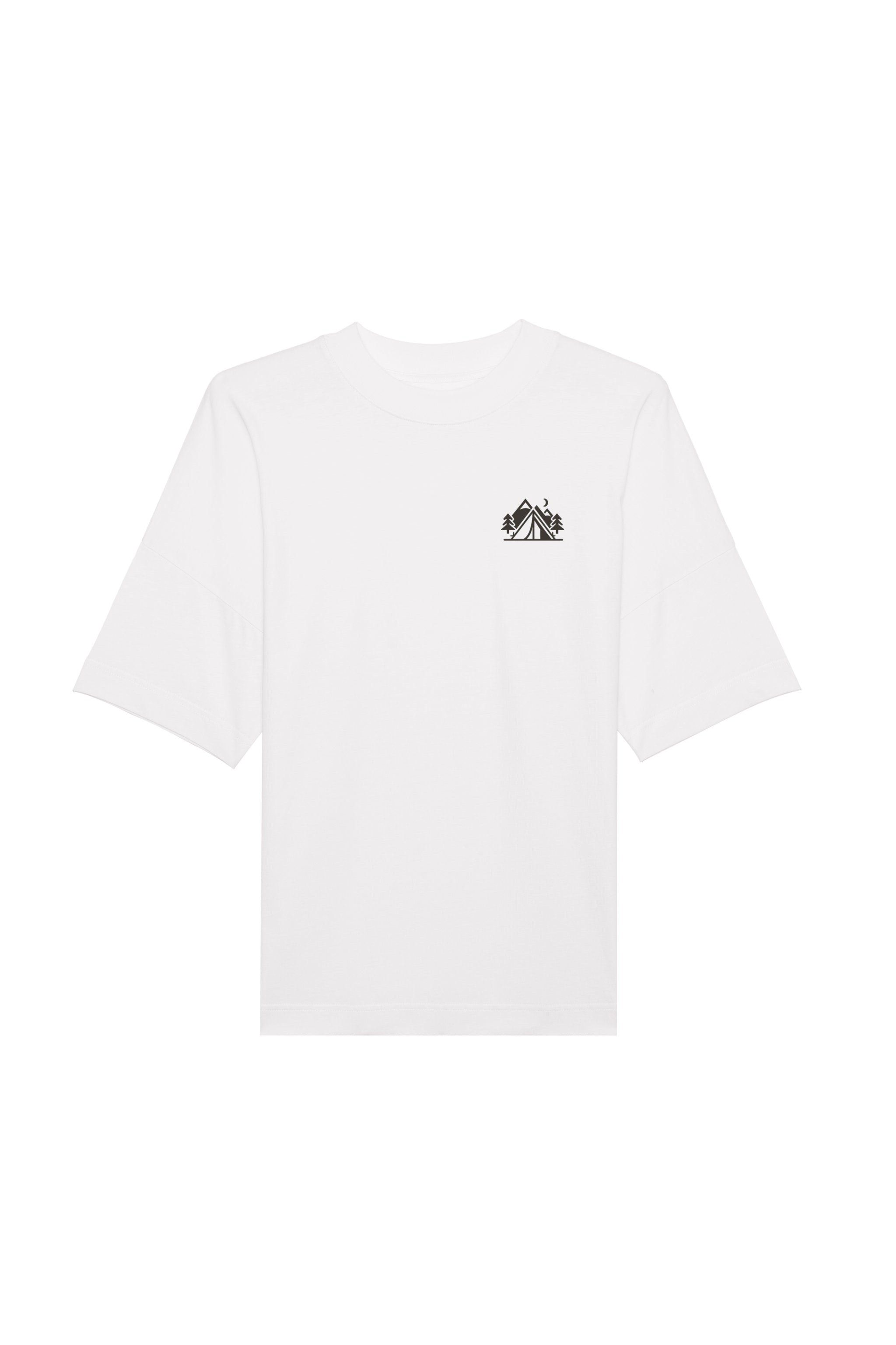 Oversized T-Shirt aus 100 % Bio-Baumwolle mit weitem, modernem Schnitt, erhältlich in Schwarz, Weiss und Natur. Individuell gestaltbar mit Wunschmotiv und frei wählbarer Platzierung. Weiche Qualität, überschnittene Ärmelansätze und lässiger Style für maximalen Tragekomfort. Mit kleinem Zelt-Motiv auf der Vorderseite und grossem „CAMPING GIRL“-Print auf dem Rücken