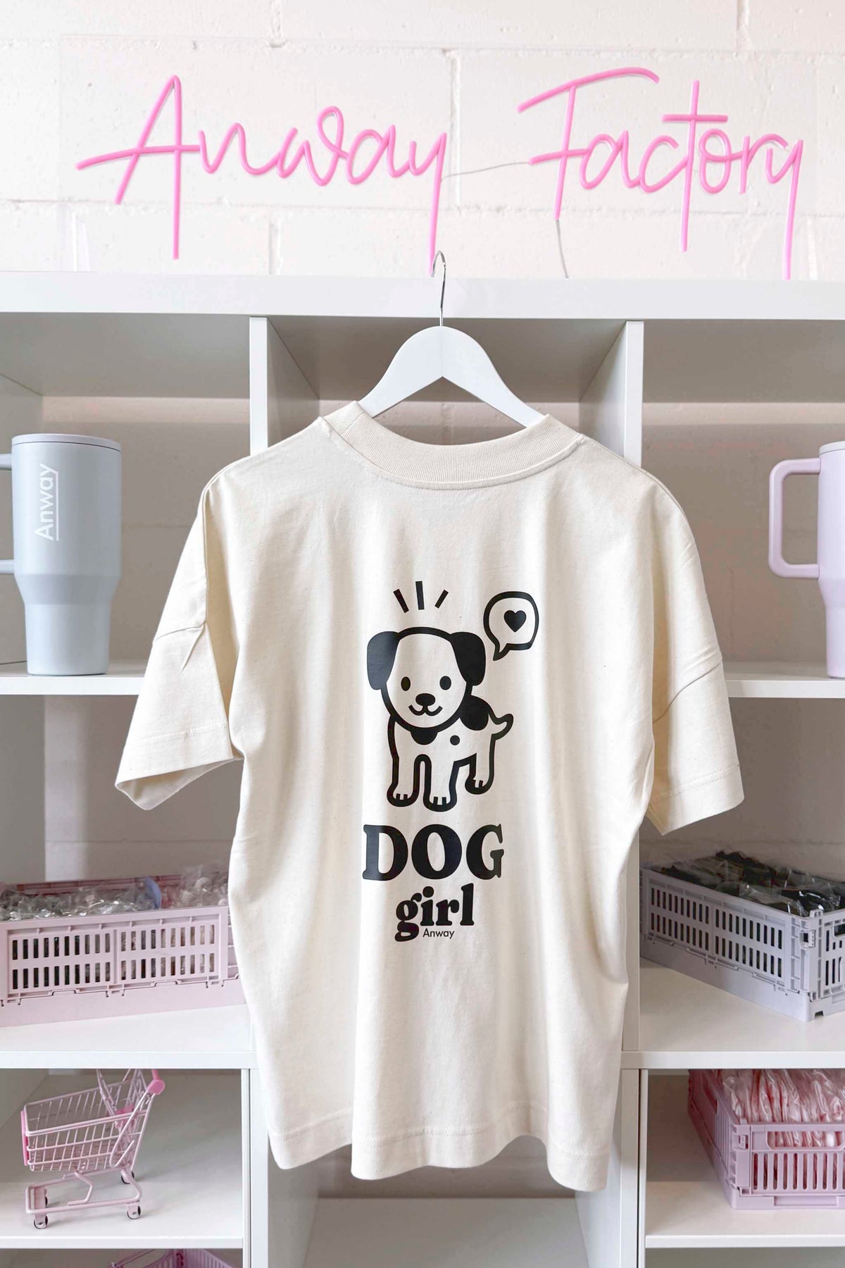T-Shirt Oversized Natural Raw Print schwarz Hund Dog Girl