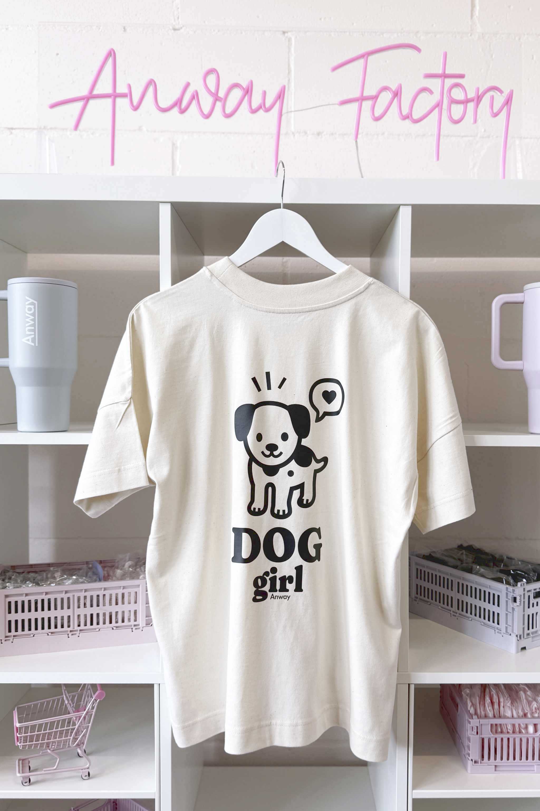 T-Shirt Oversized Natural Raw Print schwarz Hund Dog Girl