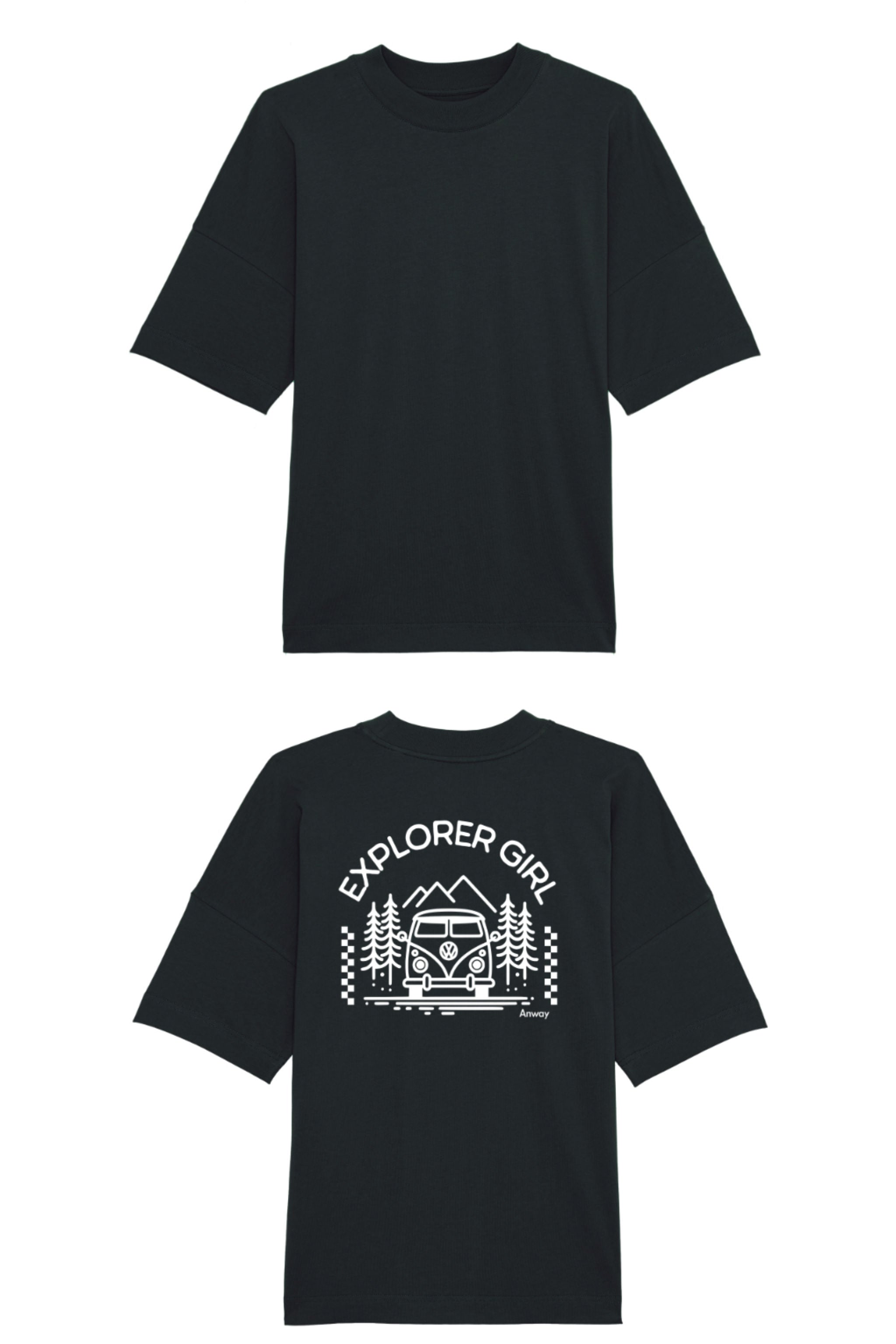 Oversized T-Shirt aus 100 % Bio-Baumwolle mit weitem, modernem Schnitt, erhältlich in Schwarz, Weiss und Natur. Individuell gestaltbar mit Wunschmotiv und frei wählbarer Platzierung. Weiche Qualität, überschnittene Ärmelansätze und lässiger Style für maximalen Tragekomfort. Mit Aufdruck auf dem Rücken "EXPLORER GIRL", einem VW-Bus, Tannen und Bergen – modernes Design für Outdoor-Liebhaberinnen.
