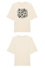 Oversized T-Shirt aus 100 % Bio-Baumwolle mit weitem, modernem Schnitt, erhältlich in Schwarz, Weiss und Natur. Individuell gestaltbar mit Wunschmotiv und frei wählbarer Platzierung. Weiche Qualität, überschnittene Ärmelansätze und lässiger Style für maximalen Tragekomfort. Rückseite:Mit großem schwarzen Blumenmuster aus verschiedenen stilisierten Blüten und Blättern. Vorderseite: T-Shirt mit einfarbigem Blumenprint auf der Vorderseite. 