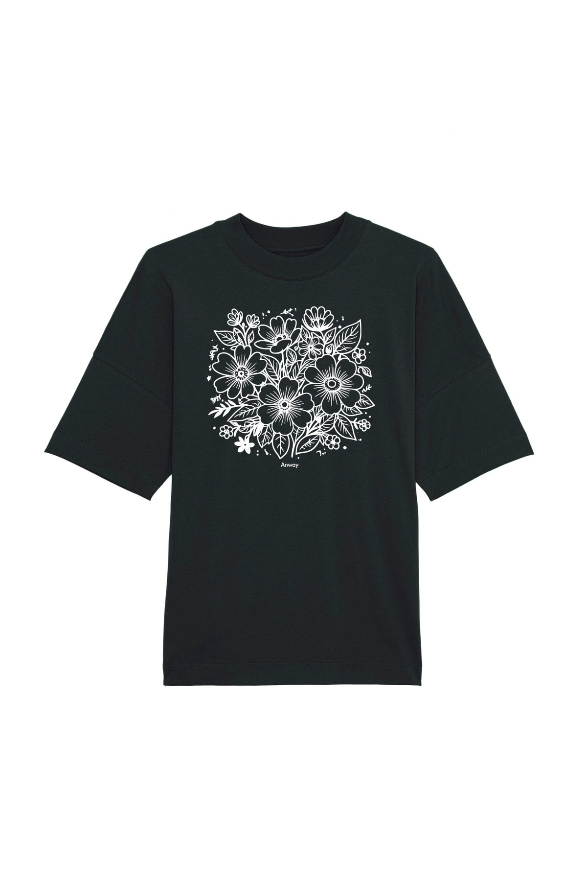 Oversized T-Shirt aus 100 % Bio-Baumwolle mit weitem, modernem Schnitt, erhältlich in Schwarz, Weiss und Natur. Individuell gestaltbar mit Wunschmotiv und frei wählbarer Platzierung. Weiche Qualität, überschnittene Ärmelansätze und lässiger Style für maximalen Tragekomfort. Rückseite:Mit großem schwarzen Blumenmuster aus verschiedenen stilisierten Blüten und Blättern. Vorderseite: T-Shirt mit einfarbigem Blumenprint auf der Vorderseite. 