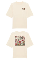 Oversized T-Shirt aus 100 % Bio-Baumwolle mit weitem, modernem Schnitt, erhältlich in Schwarz, Weiss und Natur. Individuell gestaltbar mit Wunschmotiv und frei wählbarer Platzierung. Weiche Qualität, überschnittene Ärmelansätze und lässiger Style für maximalen Tragekomfort. Vorderseite: Farbiger Schmetterling auf der linken Brust. Rückseite: Buntes Blumen- und Schmetterlingsfeld im Illustrationsstil.