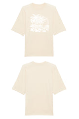 Oversized T-Shirt aus 100 % Bio-Baumwolle mit weitem, modernem Schnitt, erhältlich in Schwarz, Weiss und Natur. Individuell gestaltbar mit Wunschmotiv und frei wählbarer Platzierung. Weiche Qualität, überschnittene Ärmelansätze und lässiger Style für maximalen Tragekomfort.T-Shirt mit einem detaillierten Strandmotiv mit Palmen, Kokosnüssen und Sonnenuntergang auf der Vorderseite. 