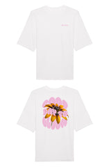 Oversized T-Shirt aus 100 % Bio-Baumwolle mit weitem, modernem Schnitt, erhältlich in Schwarz, Weiss und Natur. Individuell gestaltbar mit Wunschmotiv und frei wählbarer Platzierung. Weiche Qualität, überschnittene Ärmelansätze und lässiger Style für maximalen Tragekomfort. Vorderseite: Kleiner „Anway“-Schriftzug auf der linken Brust. Rückseite: Grosses Design mit Sonnenblume und Text „GOOD DAY TO BLOOM“.