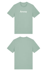 T-Shirt aus 100 % Bio-Baumwolle mit normaler Passform, erhältlich in verschiedenen Farben wie Blue Soul, Cotton Pink, Lavender, Aloe, Weiss und Schwarz. Individuell bedruckbar mit Wunschmotiv. Weiches, angenehm leichtes Material für hohen Tragekomfort. Ideal für einen zeitgemässen, entspannten Look. Mit weissem Anway-Schriftzug in serifenloser, fetter Schrift auf der Vorderseite.
