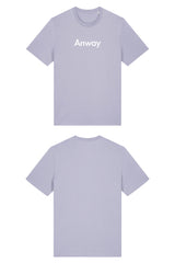 T-Shirt aus 100 % Bio-Baumwolle mit normaler Passform, erhältlich in verschiedenen Farben wie Blue Soul, Cotton Pink, Lavender, Aloe, Weiss und Schwarz. Individuell bedruckbar mit Wunschmotiv. Weiches, angenehm leichtes Material für hohen Tragekomfort. Ideal für einen zeitgemässen, entspannten Look. Mit weissem Anway-Schriftzug in serifenloser, fetter Schrift auf der Vorderseite.