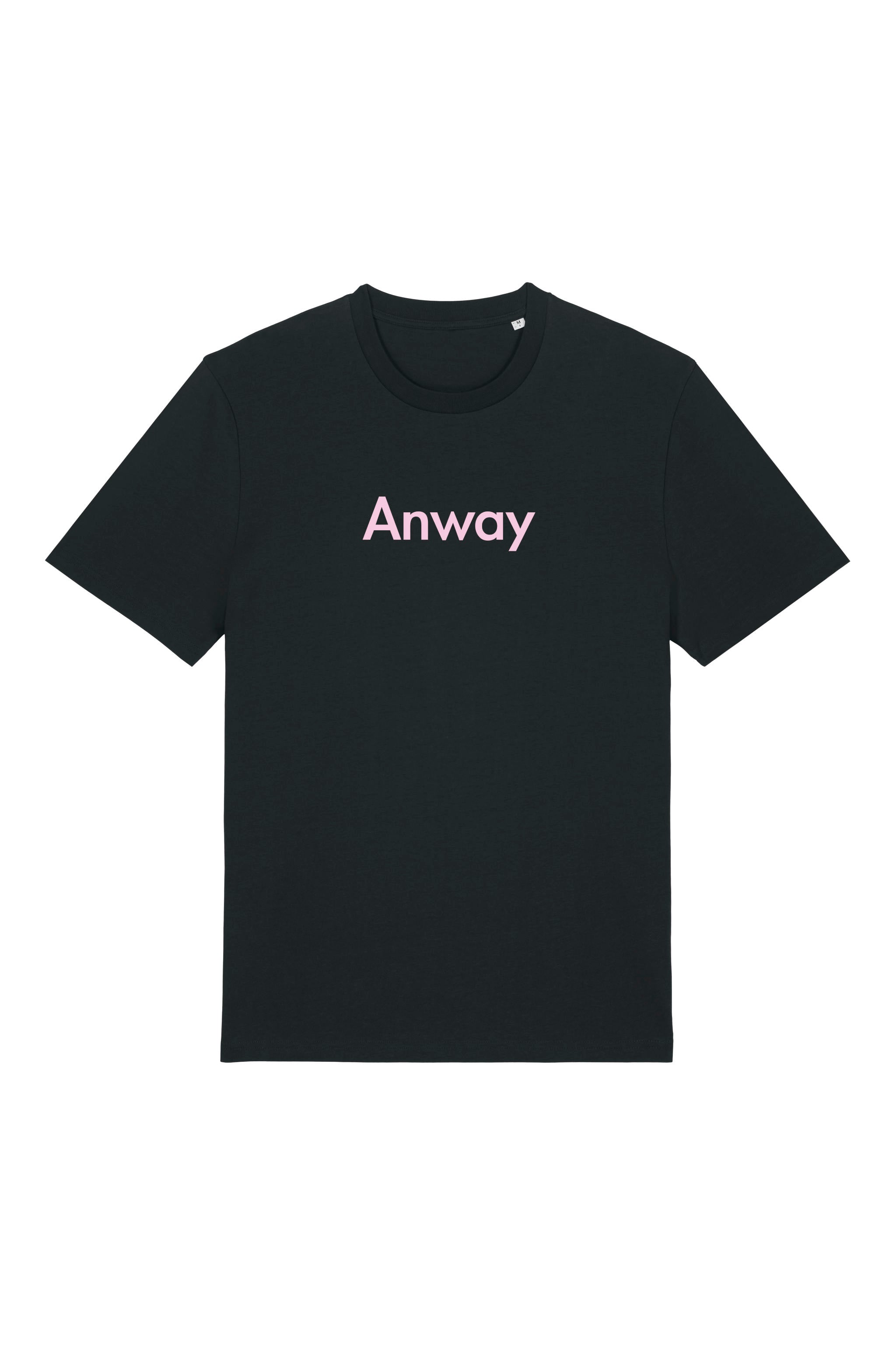 T-Shirt aus 100 % Bio-Baumwolle mit normaler Passform, erhältlich in verschiedenen Farben wie Blue Soul, Cotton Pink, Lavender, Aloe, Weiss und Schwarz. Individuell bedruckbar mit Wunschmotiv. Weiches, angenehm leichtes Material für hohen Tragekomfort. Ideal für einen zeitgemässen, entspannten Look. Mit rosa Anway-Schriftzug in serifenloser, fetter Schrift auf der Vorderseite.