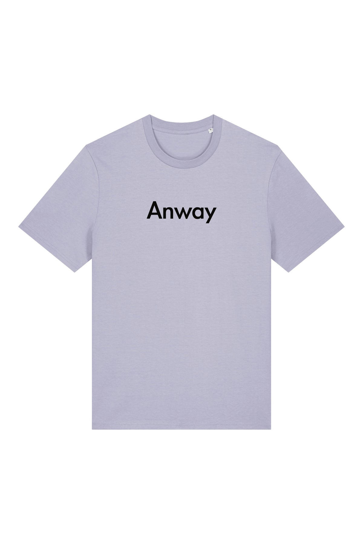 T-Shirt aus 100 % Bio-Baumwolle mit normaler Passform, erhältlich in verschiedenen Farben wie Blue Soul, Cotton Pink, Lavender, Aloe, Weiss und Schwarz. Individuell bedruckbar mit Wunschmotiv. Weiches, angenehm leichtes Material für hohen Tragekomfort. Ideal für einen zeitgemässen, entspannten Look. Mit schwarzem Anway-Schriftzug in serifenloser, fetter Schrift auf der Vorderseite.