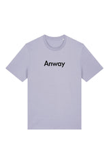 T-Shirt aus 100 % Bio-Baumwolle mit normaler Passform, erhältlich in verschiedenen Farben wie Blue Soul, Cotton Pink, Lavender, Aloe, Weiss und Schwarz. Individuell bedruckbar mit Wunschmotiv. Weiches, angenehm leichtes Material für hohen Tragekomfort. Ideal für einen zeitgemässen, entspannten Look. Mit schwarzem Anway-Schriftzug in serifenloser, fetter Schrift auf der Vorderseite.