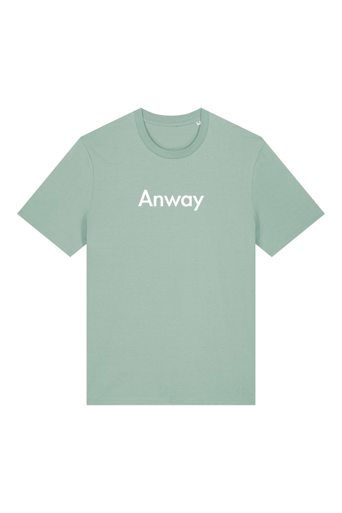 T-Shirt aus 100 % Bio-Baumwolle mit normaler Passform, erhältlich in verschiedenen Farben wie Blue Soul, Cotton Pink, Lavender, Aloe, Weiss und Schwarz. Individuell bedruckbar mit Wunschmotiv. Weiches, angenehm leichtes Material für hohen Tragekomfort. Ideal für einen zeitgemässen, entspannten Look. Mit weissem Anway-Schriftzug in serifenloser, fetter Schrift auf der Vorderseite.
