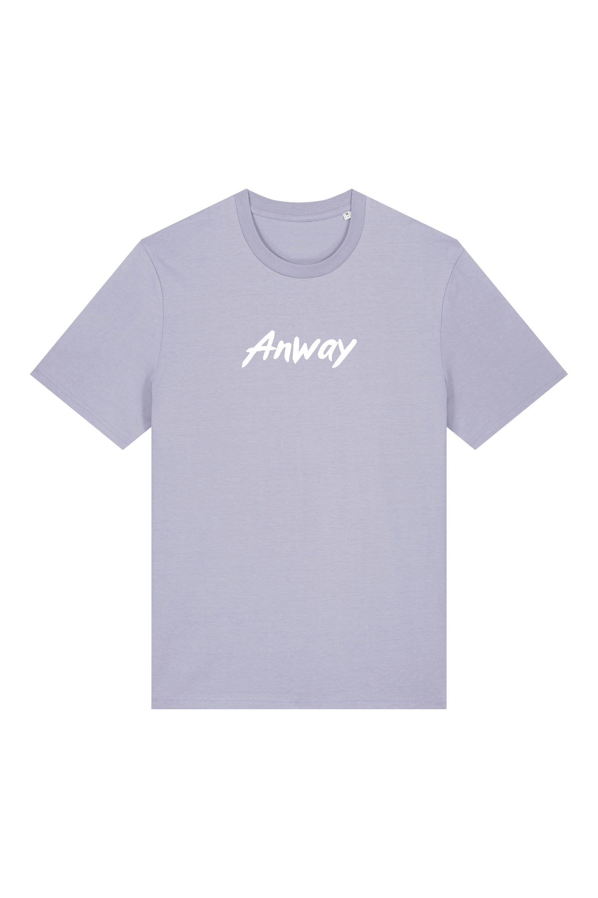 T-Shirt aus 100 % Bio-Baumwolle mit normaler Passform, erhältlich in verschiedenen Farben wie Blue Soul, Cotton Pink, Lavender, Aloe, Weiss und Schwarz. Individuell bedruckbar mit Wunschmotiv. Weiches, angenehm leichtes Material für hohen Tragekomfort. Ideal für einen zeitgemässen, entspannten Look. Mit weissem Anway-Logo in Pinsel-Schrift auf der Brust.