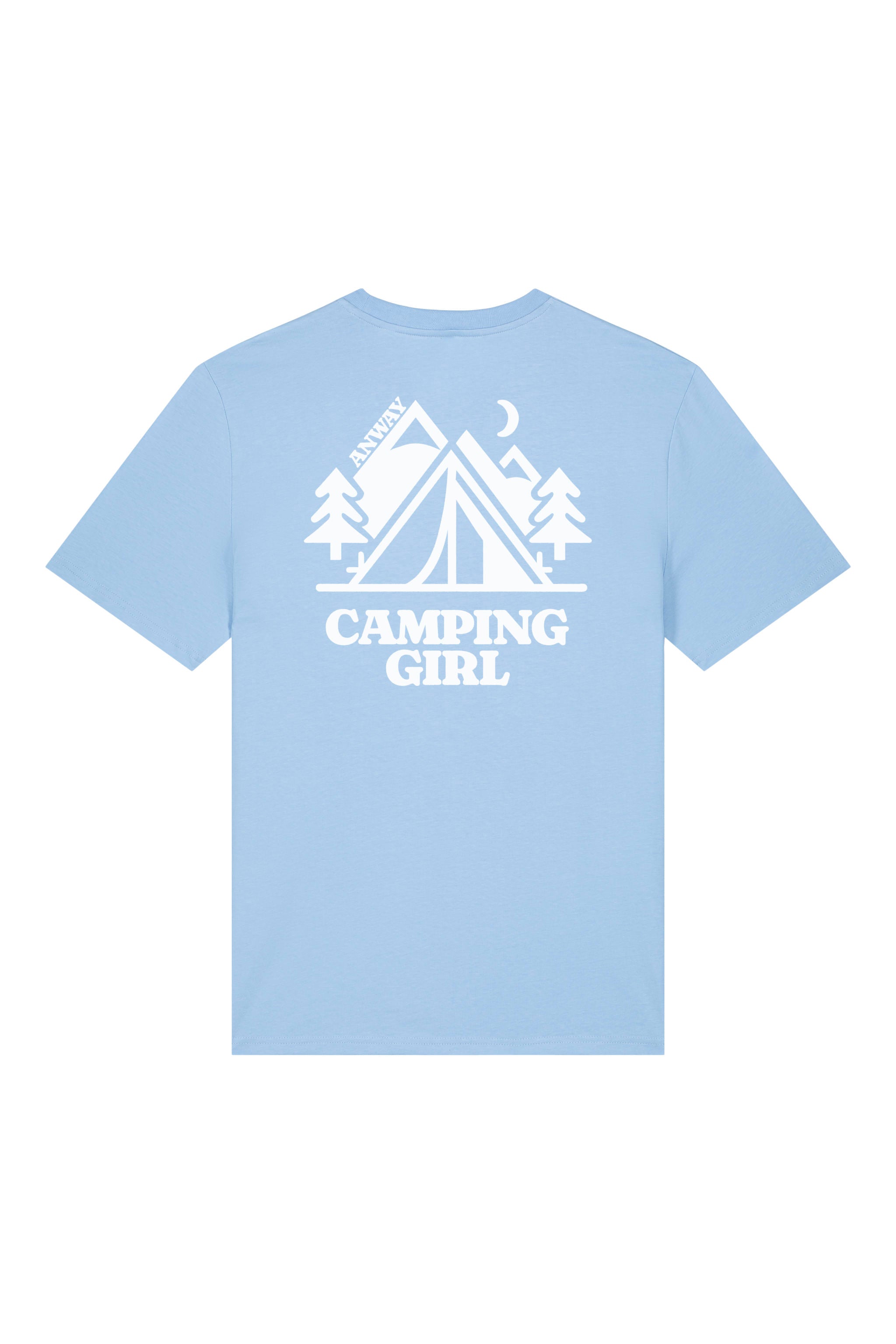 T-Shirt aus 100 % Bio-Baumwolle mit normaler Passform, erhältlich in verschiedenen Farben wie Blue Soul, Cotton Pink, Lavender, Aloe, Weiss und Schwarz. Individuell bedruckbar mit Wunschmotiv. Weiches, angenehm leichtes Material für hohen Tragekomfort. Ideal für einen zeitgemässen, entspannten Look. Mit grossem Zelt-Motiv, Bäumen, Mond und „CAMPING GIRL“-Print auf der Rückseite.