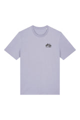 T-Shirt aus 100 % Bio-Baumwolle mit normaler Passform, erhältlich in verschiedenen Farben wie Blue Soul, Cotton Pink, Lavender, Aloe, Weiss und Schwarz. Individuell bedruckbar mit Wunschmotiv. Weiches, angenehm leichtes Material für hohen Tragekomfort. Ideal für einen zeitgemässen, entspannten Look. Mit kleinem Zelt-Motiv, Bäumen und Mond auf der Vorderseite und grossem „CAMPING GIRL“-Print auf dem Rücken. 