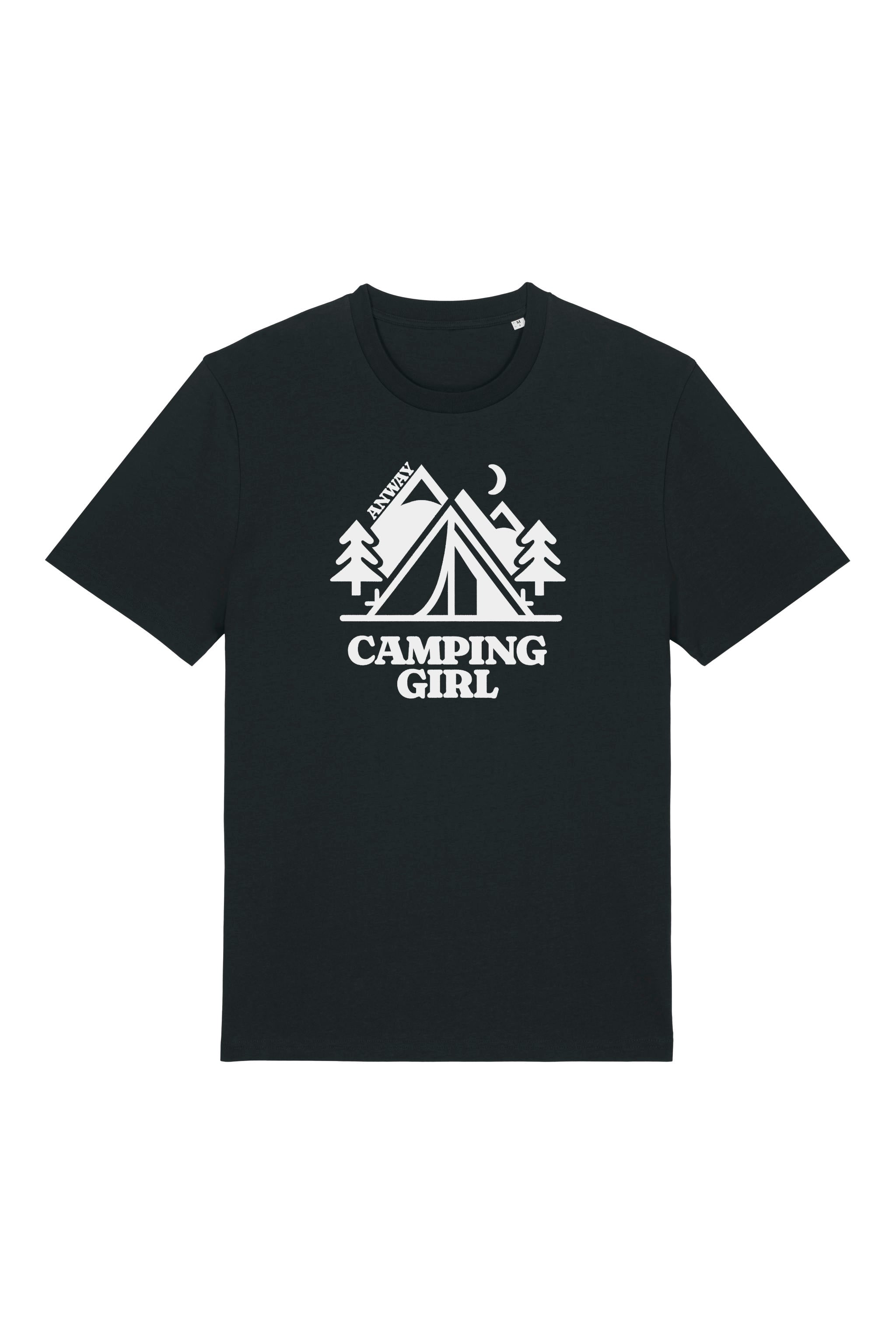 T-Shirt aus 100 % Bio-Baumwolle mit normaler Passform, erhältlich in verschiedenen Farben wie Blue Soul, Cotton Pink, Lavender, Aloe, Weiss und Schwarz. Individuell bedruckbar mit Wunschmotiv. Weiches, angenehm leichtes Material für hohen Tragekomfort. Ideal für einen zeitgemässen, entspannten Look. Mit Zelt-Motiv, Bäumen, Mond und „CAMPING GIRL“-Print auf der Vorderseite.