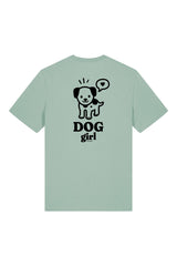 T-Shirt aus 100 % Bio-Baumwolle mit normaler Passform, erhältlich in verschiedenen Farben wie Blue Soul, Cotton Pink, Lavender, Aloe, Weiss und Schwarz. Individuell bedruckbar mit Wunschmotiv. Weiches, angenehm leichtes Material für hohen Tragekomfort. Ideal für einen zeitgemässen, entspannten Look. Grosser schwarzer Hundedruck mit Sprechblase und der Aufschrift „DOG girl“ auf der Rückseite.