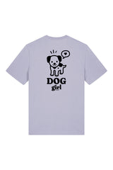 T-Shirt aus 100 % Bio-Baumwolle mit normaler Passform, erhältlich in verschiedenen Farben wie Blue Soul, Cotton Pink, Lavender, Aloe, Weiss und Schwarz. Individuell bedruckbar mit Wunschmotiv. Weiches, angenehm leichtes Material für hohen Tragekomfort. Ideal für einen zeitgemässen, entspannten Look. Grosser schwarzer Hundedruck mit Sprechblase und der Aufschrift „DOG girl“ auf der Rückseite.