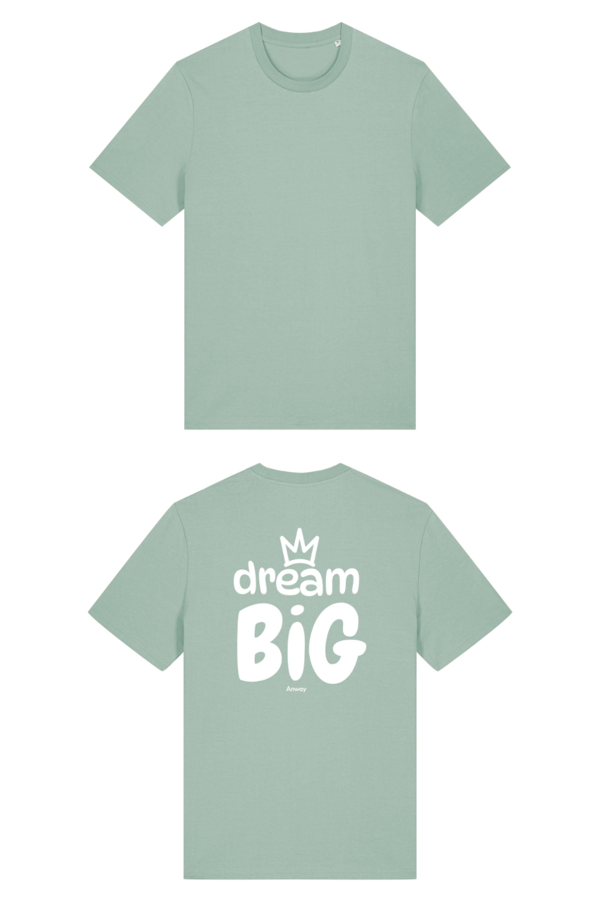 T-Shirt aus 100 % Bio-Baumwolle mit normaler Passform, erhältlich in verschiedenen Farben wie Blue Soul, Cotton Pink, Lavender, Aloe, Weiss und Schwarz. Individuell bedruckbar mit Wunschmotiv. Weiches, angenehm leichtes Material für hohen Tragekomfort. Ideal für einen zeitgemässen, entspannten Look. Grosser Schriftzug „dream BIG“ mit Krone darüber auf der Rückseite.