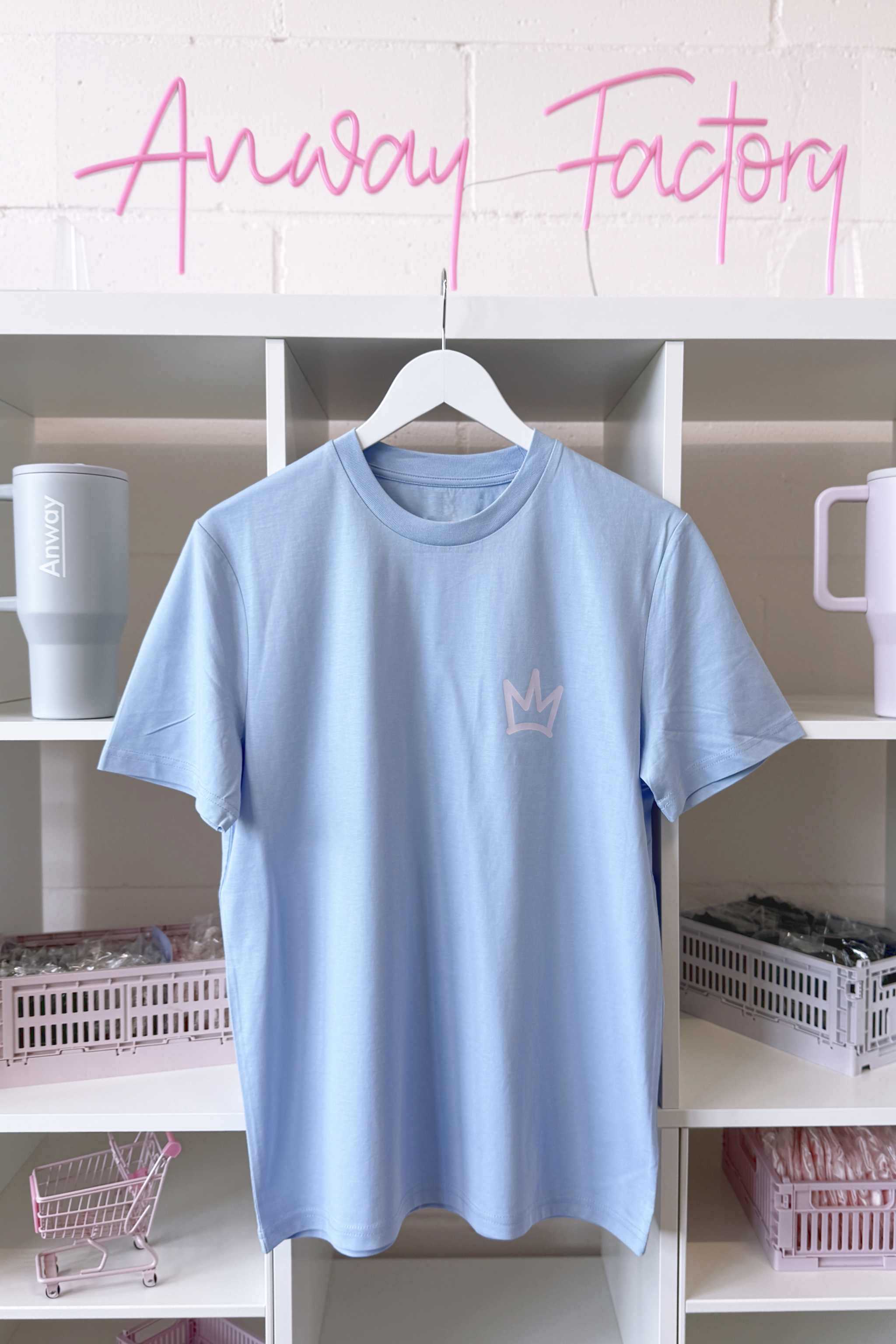 T-Shirt Normal Blue Soul hellblau mit rosa Print Krone