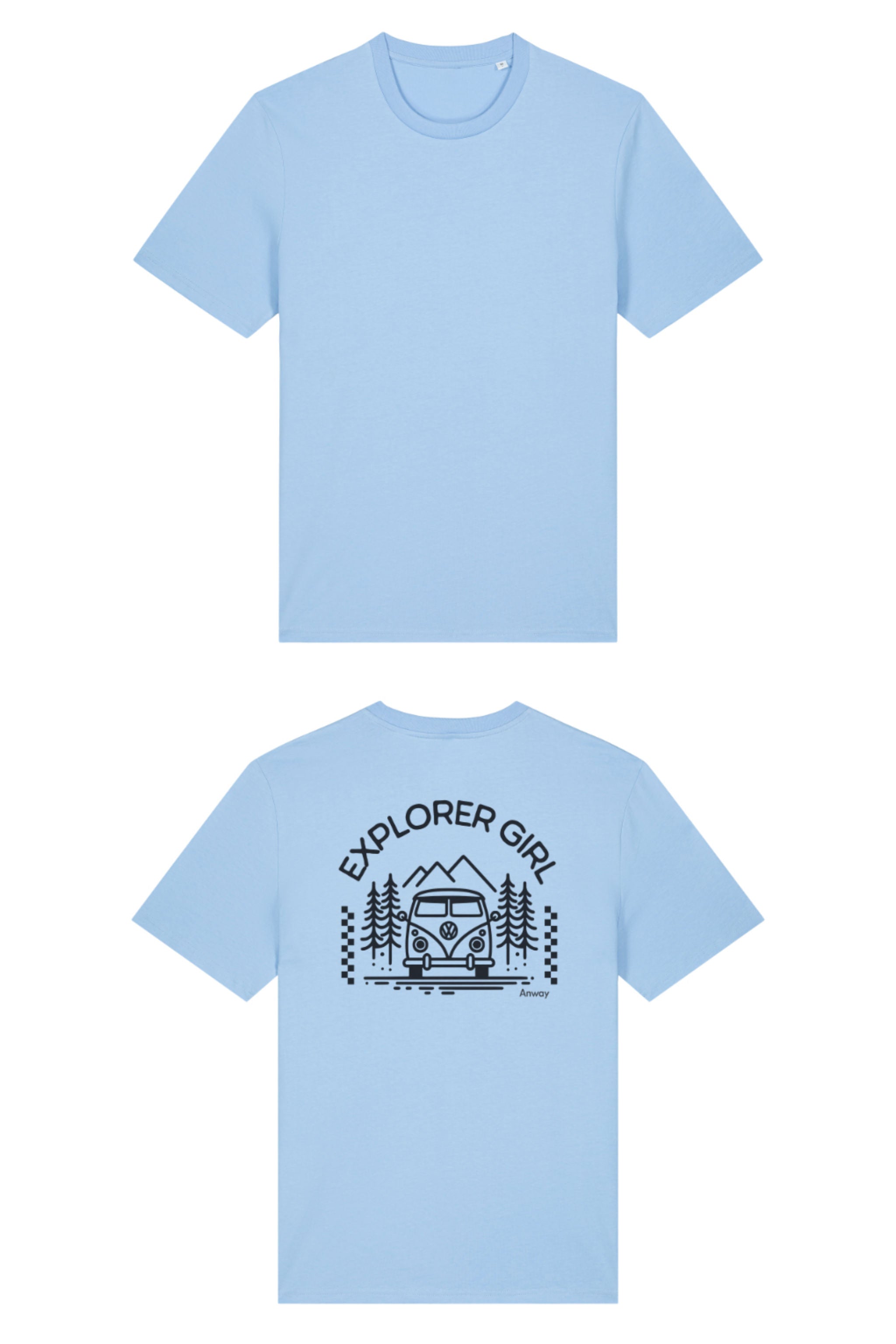 T-Shirt aus 100 % Bio-Baumwolle mit normaler Passform, erhältlich in verschiedenen Farben wie Blue Soul, Cotton Pink, Lavender, Aloe, Weiss und Schwarz. Individuell bedruckbar mit Wunschmotiv. Weiches, angenehm leichtes Material für hohen Tragekomfort. Ideal für einen zeitgemässen, entspannten Look. Mit Aufdruck auf dem Rücken "EXPLORER GIRL", einem VW-Bus, Tannen und Bergen – modernes Design für Outdoor-Liebhaberinnen.