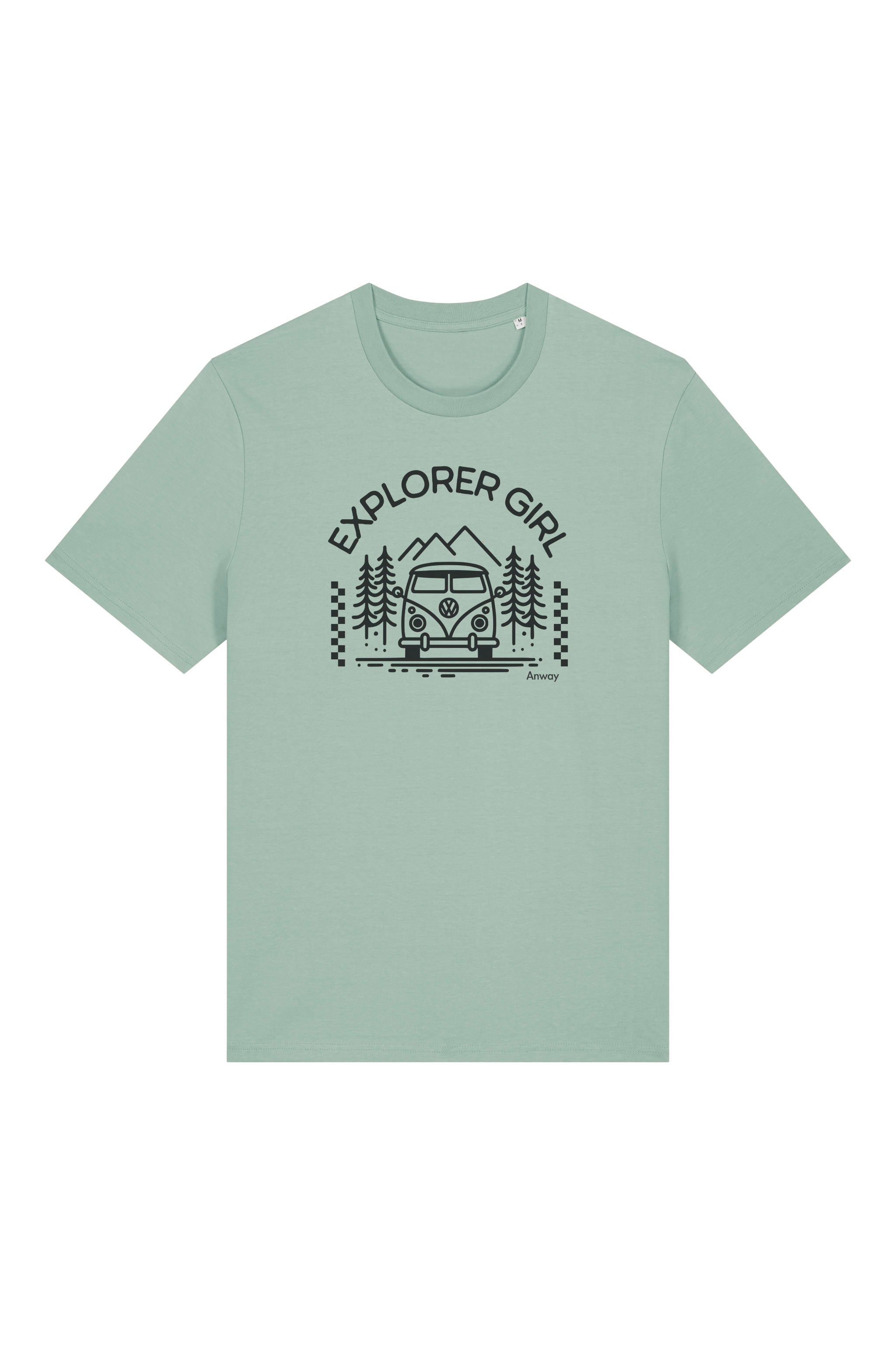 T-Shirt aus 100 % Bio-Baumwolle mit normaler Passform, erhältlich in verschiedenen Farben wie Blue Soul, Cotton Pink, Lavender, Aloe, Weiss und Schwarz. Individuell bedruckbar mit Wunschmotiv. Weiches, angenehm leichtes Material für hohen Tragekomfort. Ideal für einen zeitgemässen, entspannten Look. Mit Aufdruck "EXPLORER GIRL", einem VW-Bus, Tannen und Bergen auf der Vorderseite – modernes Design für Outdoor-Liebhaberinnen.