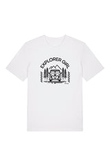 T-Shirt aus 100 % Bio-Baumwolle mit normaler Passform, erhältlich in verschiedenen Farben wie Blue Soul, Cotton Pink, Lavender, Aloe, Weiss und Schwarz. Individuell bedruckbar mit Wunschmotiv. Weiches, angenehm leichtes Material für hohen Tragekomfort. Ideal für einen zeitgemässen, entspannten Look. Mit Aufdruck "EXPLORER GIRL", einem VW-Bus, Tannen und Bergen auf der Vorderseite – modernes Design für Outdoor-Liebhaberinnen.