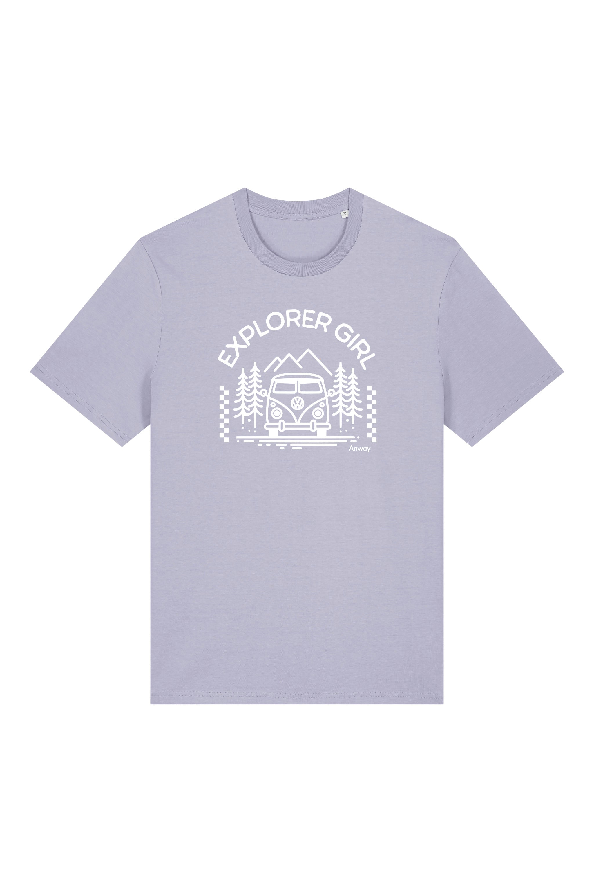 T-Shirt aus 100 % Bio-Baumwolle mit normaler Passform, erhältlich in verschiedenen Farben wie Blue Soul, Cotton Pink, Lavender, Aloe, Weiss und Schwarz. Individuell bedruckbar mit Wunschmotiv. Weiches, angenehm leichtes Material für hohen Tragekomfort. Ideal für einen zeitgemässen, entspannten Look. Mit Aufdruck "EXPLORER GIRL", einem VW-Bus, Tannen und Bergen auf der Vorderseite – modernes Design für Outdoor-Liebhaberinnen.