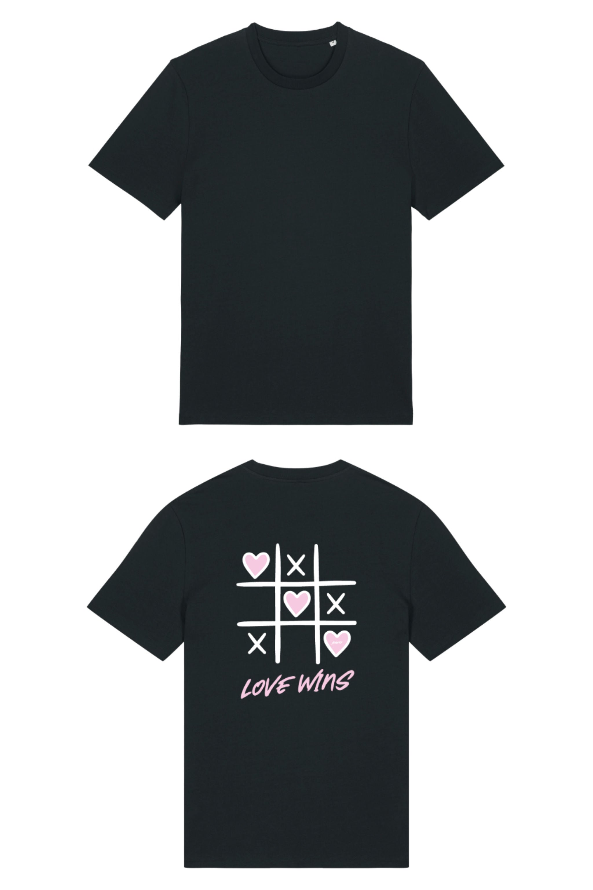 T-Shirt aus 100 % Bio-Baumwolle mit normaler Passform, erhältlich in verschiedenen Farben wie Blue Soul, Cotton Pink, Lavender, Aloe, Weiss und Schwarz. Individuell bedruckbar mit Wunschmotiv. Weiches, angenehm leichtes Material für hohen Tragekomfort. Ideal für einen zeitgemässen, entspannten Look. Tic-Tac-Toe-Motiv mit rosa Herzen und darunter der Schriftzug „LOVE WINS“ in rosa auf der Rückseite.