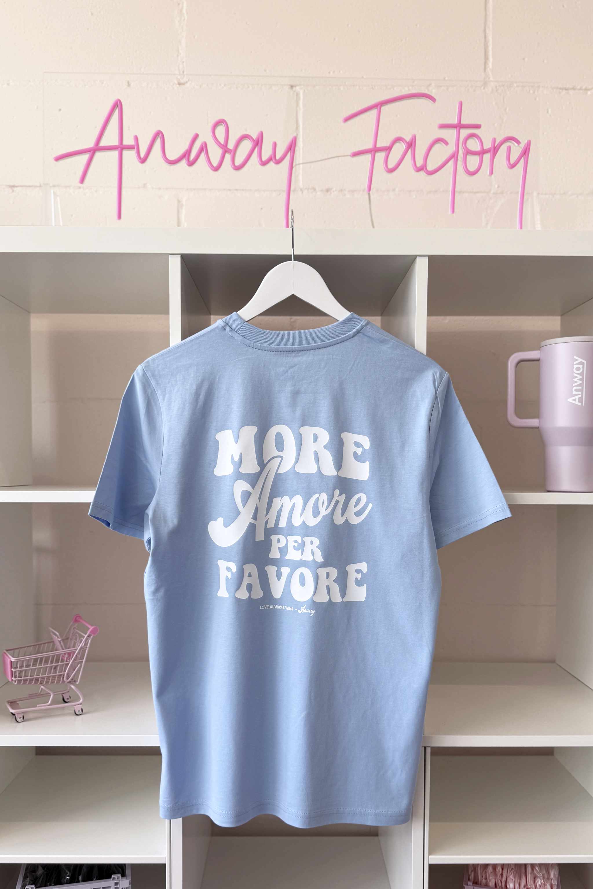 Unisex T-Shirt aus 100% Bio-Baumwolle Blue Soul hellblau mit weissem Print Aufdruck More Amore Per Favore