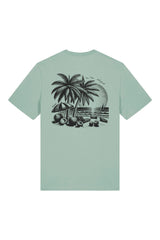 T-Shirt aus 100 % Bio-Baumwolle mit normaler Passform, erhältlich in verschiedenen Farben wie Blue Soul, Cotton Pink, Lavender, Aloe, Weiss und Schwarz. Individuell bedruckbar mit Wunschmotiv. Weiches, angenehm leichtes Material für hohen Tragekomfort. Ideal für einen zeitgemässen, entspannten Look. T-Shirt mit einem detaillierten Strandmotiv mit Palmen, Kokosnüssen und Sonnenuntergang auf der Rückseite. 