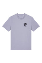 T-Shirt aus 100 % Bio-Baumwolle mit normaler Passform, erhältlich in verschiedenen Farben wie Blue Soul, Cotton Pink, Lavender, Aloe, Weiss und Schwarz. Individuell bedruckbar mit Wunschmotiv. Weiches, angenehm leichtes Material für hohen Tragekomfort. Ideal für einen zeitgemässen, entspannten Look. T-Shirt mit kleinem Motiv einer Palme und eines Liegestuhls auf der linken Brust und einem detaillierten Strandmotiv mit Palmen, Kokosnüssen und Sonnenuntergang auf der Rückseite. 
