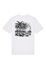 T-Shirt aus 100 % Bio-Baumwolle mit normaler Passform, erhältlich in verschiedenen Farben wie Blue Soul, Cotton Pink, Lavender, Aloe, Weiss und Schwarz. Individuell bedruckbar mit Wunschmotiv. Weiches, angenehm leichtes Material für hohen Tragekomfort. Ideal für einen zeitgemässen, entspannten Look. T-Shirt mit einem detaillierten Strandmotiv mit Palmen, Kokosnüssen und Sonnenuntergang auf der Rückseite. 