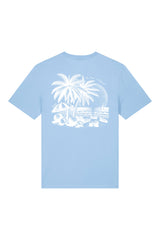 T-Shirt aus 100 % Bio-Baumwolle mit normaler Passform, erhältlich in verschiedenen Farben wie Blue Soul, Cotton Pink, Lavender, Aloe, Weiss und Schwarz. Individuell bedruckbar mit Wunschmotiv. Weiches, angenehm leichtes Material für hohen Tragekomfort. Ideal für einen zeitgemässen, entspannten Look. T-Shirt mit kleinem Motiv einer Palme und eines Liegestuhls auf der linken Brust und einem detaillierten Strandmotiv mit Palmen, Kokosnüssen und Sonnenuntergang auf der Rückseite. 