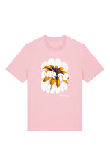 T-Shirt aus 100 % Bio-Baumwolle mit normaler Passform, erhältlich in verschiedenen Farben wie Blue Soul, Cotton Pink, Lavender, Aloe, Weiss und Schwarz. Individuell bedruckbar mit Wunschmotiv. Weiches, angenehm leichtes Material für hohen Tragekomfort. Ideal für einen zeitgemässen, entspannten Look. Design mit Sonnenblume und Text „GOOD DAY TO BLOOM“ auf der Vorderseite.